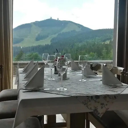 Brennes 3*